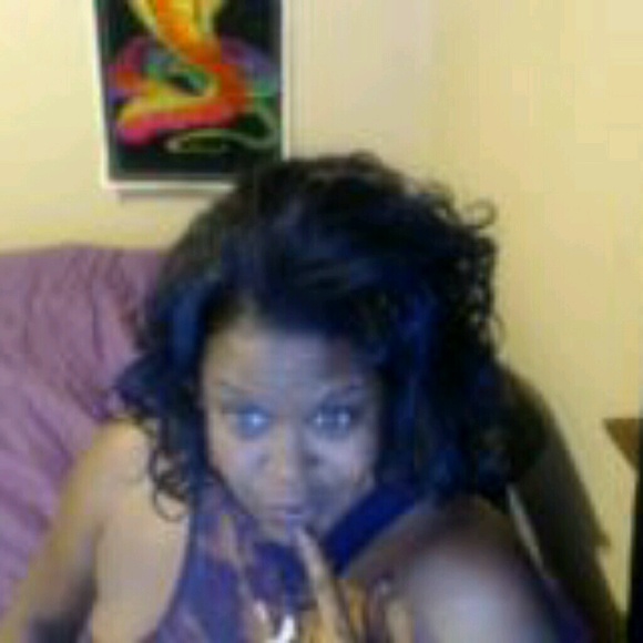 Meet your Posher, Andria - Picture 1 of 1